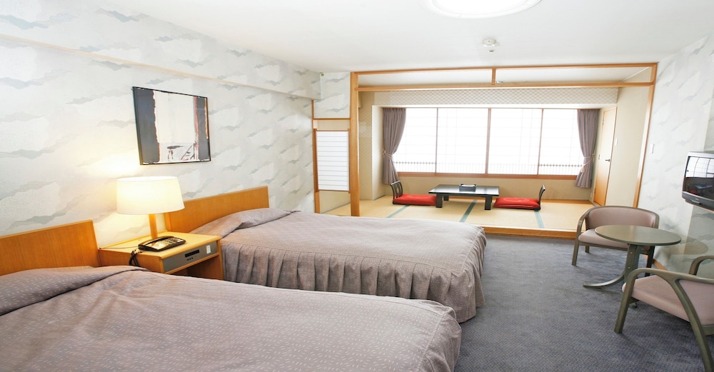 ツインルーム | ホテルラヴィエ川良