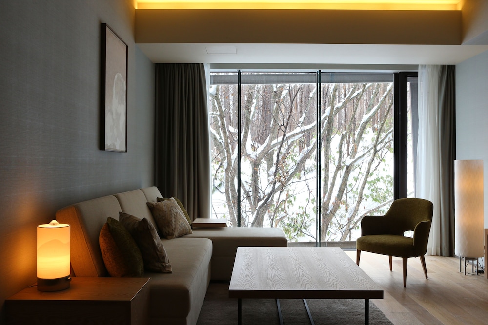 2ベッドルーム アパートメントA [フォレストビュー] リビングルーム0 | AYA ニセコ