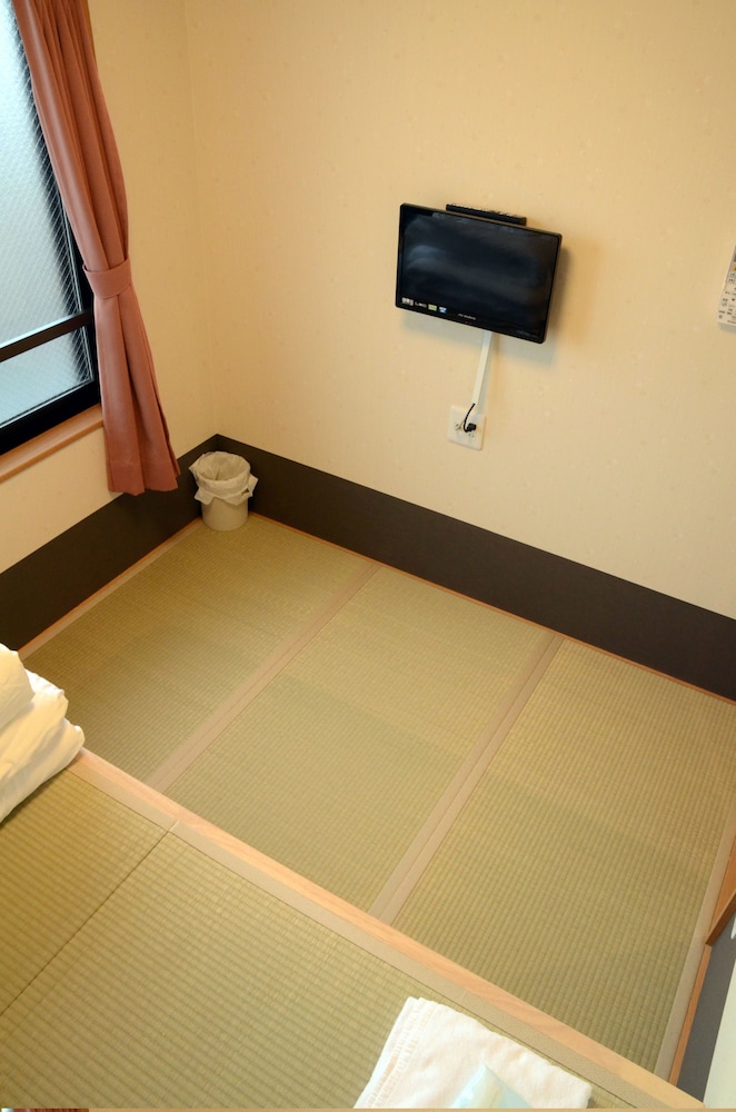 鍵付共用風呂付和室 (2名用) | 京の宿 縁