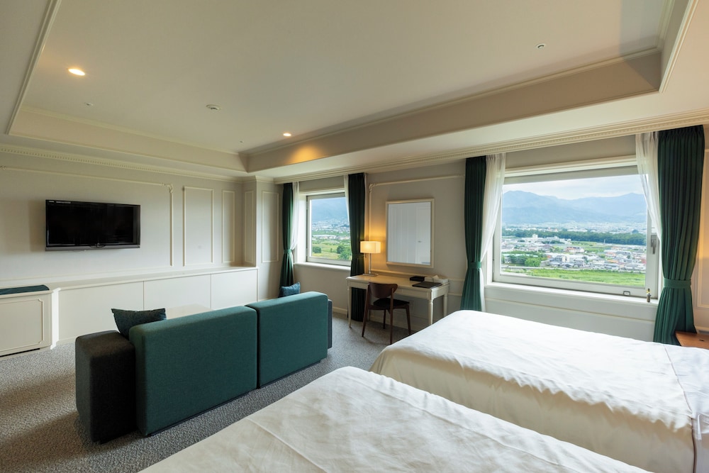 洋ツイン (2ベッドルーム) 禁煙 客室4 | ホテル春日居