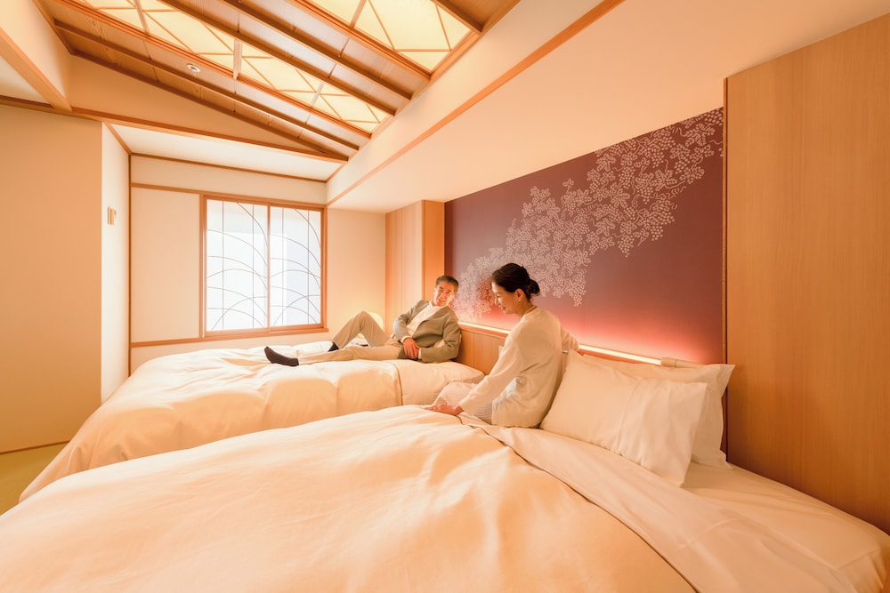 TATAMIツイン 禁煙 客室2 | ホテル春日居