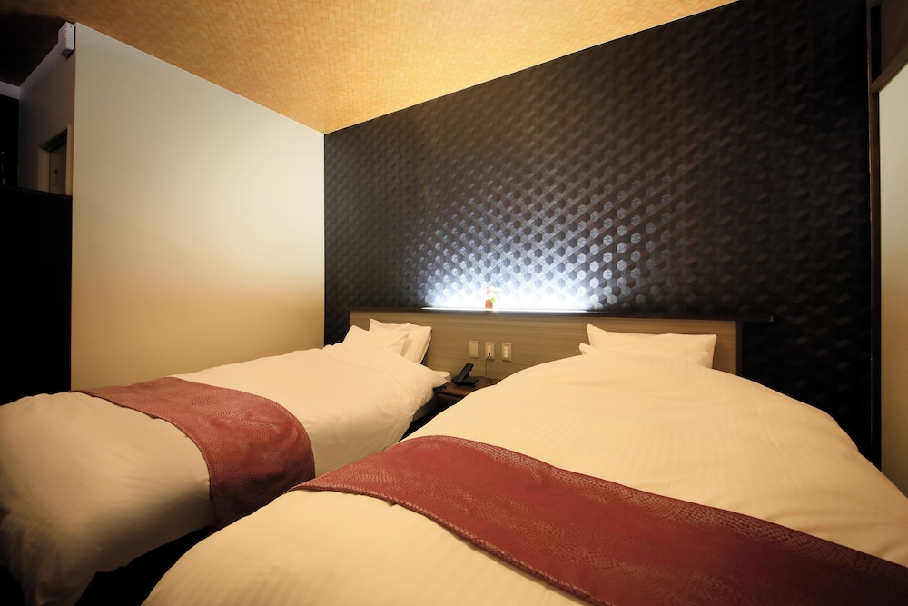 和洋室 (ガーデンビュー) 禁煙 客室2 | ホテル賀茂川荘