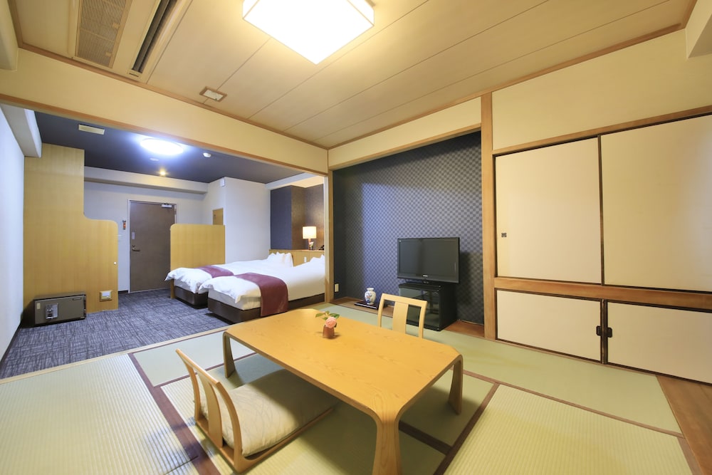 和洋室 (ガーデンビュー) 禁煙 客室1 | ホテル賀茂川荘