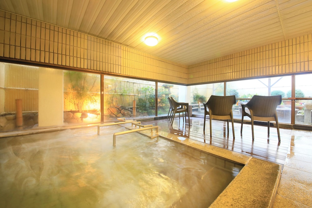 和室 (ガーデンビュー) 禁煙 バスルーム0 | ホテル賀茂川荘