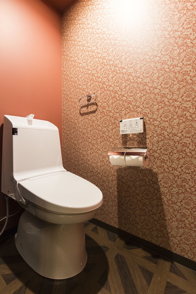 [South Wing] スタンダードダブルルーム 禁煙 バスルーム2 | ホテルウィングインターナショナルセレクト博多駅前