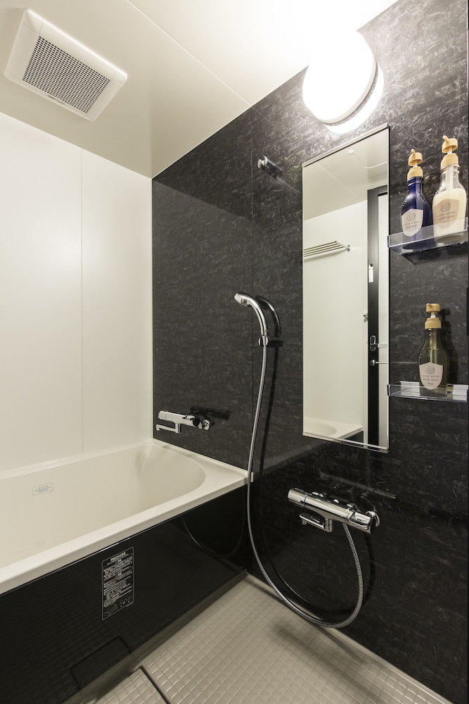 [South Wing] スタンダードダブルルーム 禁煙 バスルーム3 | ホテルウィングインターナショナルセレクト博多駅前