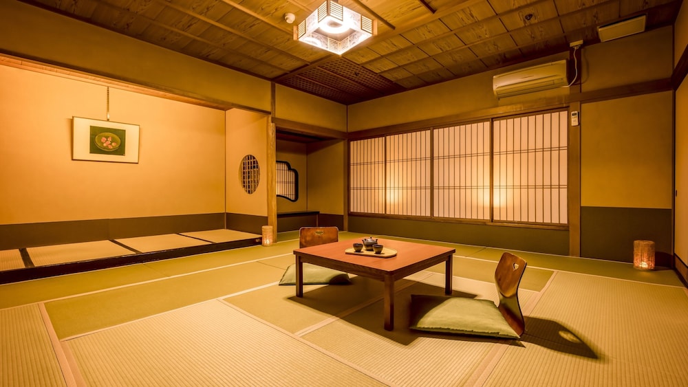 [禁煙]スーペリア和室3間 内風呂あり | 大江戸温泉物語 山代彩朝楽