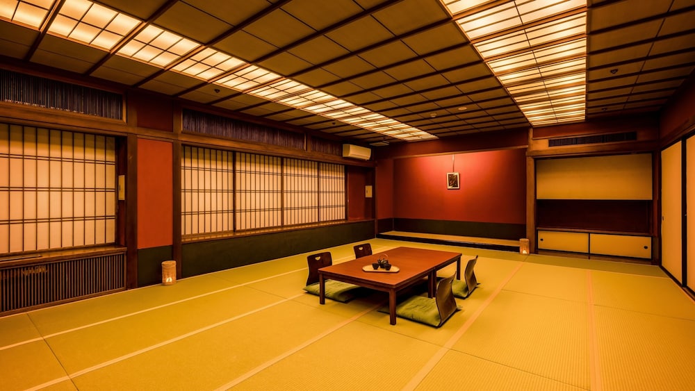 客室1 | 大江戸温泉物語 山代彩朝楽