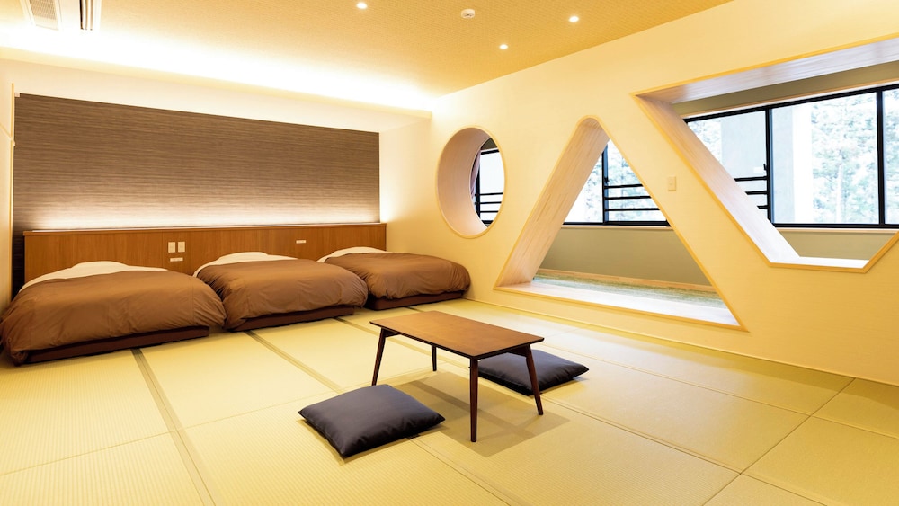 [禁煙]スーペリア和室トリプル 内風呂なし | 大江戸温泉物語Premium 山中グランドホテル