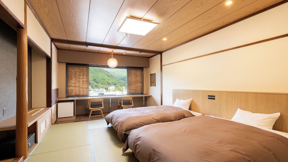[禁煙]スタンダード和ベッドツイン 内風呂あり | 大江戸温泉物語Premium 下呂本館