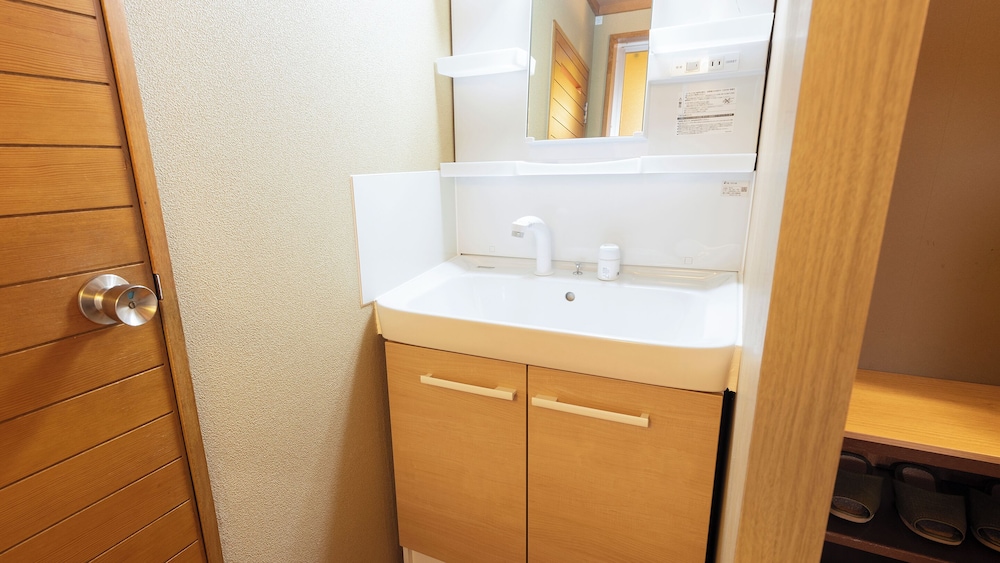 [禁煙]スタンダード露天風呂付和ベッドツイン(眺望なし) 客室3 | 大江戸温泉物語Premium 下呂本館