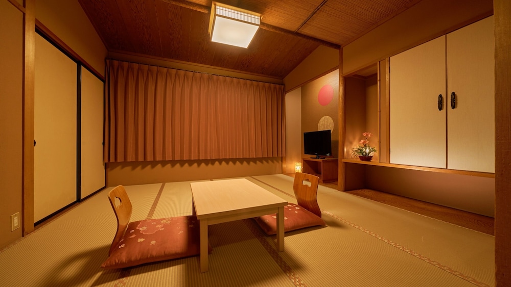 [禁煙]エコノミー和室 内風呂あり(眺望なし) | 大江戸温泉物語 山中彩朝楽