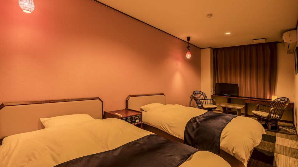 客室1 | 大江戸温泉物語 山中彩朝楽