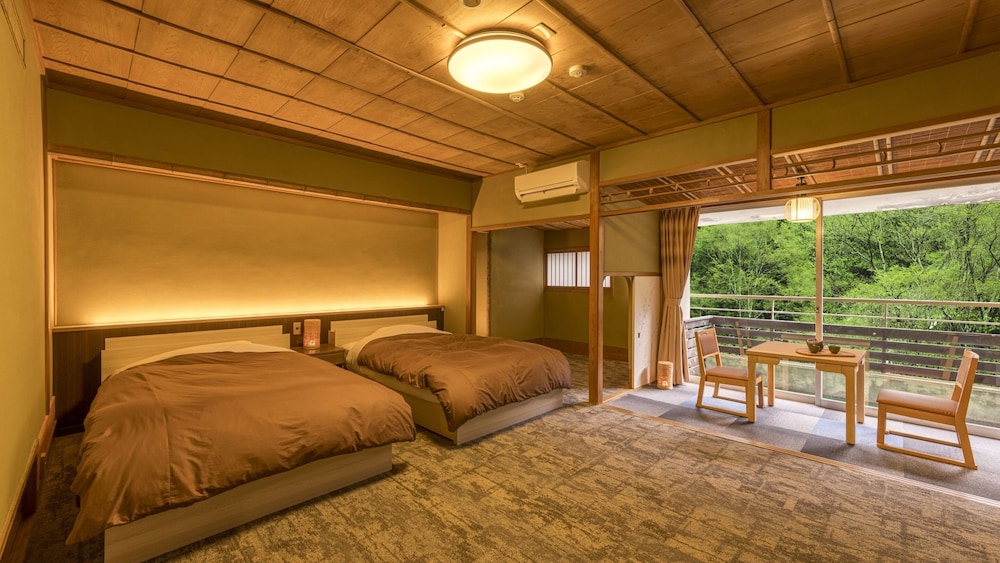 [禁煙] スタンダードツイン 内風呂なし | 大江戸温泉物語Premium よしのや依緑園