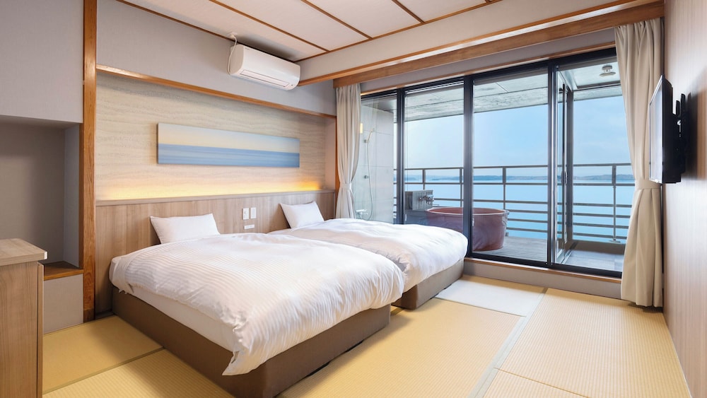 [禁煙] スタンダード露天風呂付和ベッドツイン シャワーのみ | TAOYA和倉