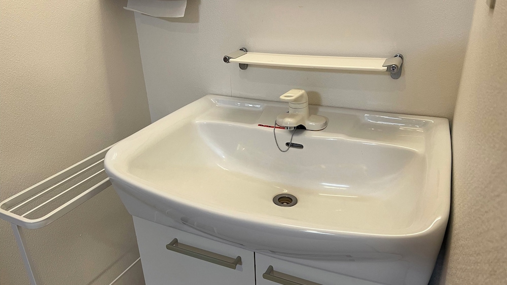 [禁煙] スタンダード和洋室ツイン 内風呂なし 客室1 | TAOYA 白浜千畳