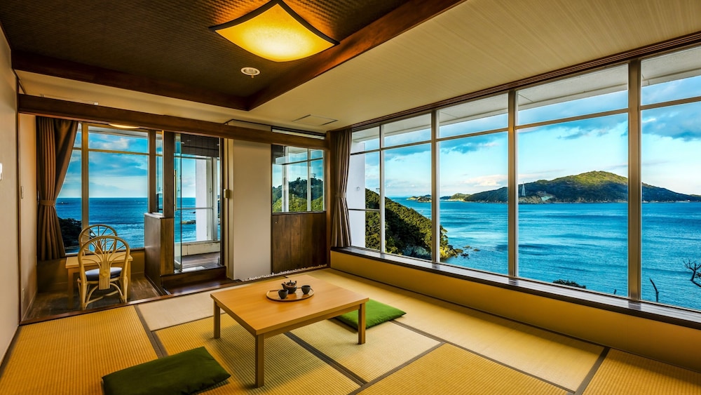 [禁煙] スタンダード展望風呂付和室 | 大江戸温泉物語Premium 鳥羽彩朝楽