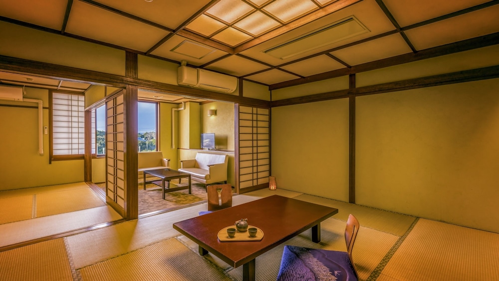 [禁煙] スーペリア和室2間 内風呂あり(ガーデンビュー) | 大江戸温泉物語Premium 志摩彩朝楽