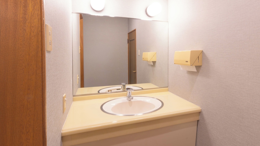 [禁煙] スーペリア露天風呂付和洋室ツイン 内風呂あり 客室3 | 大江戸温泉物語Premium 志摩彩朝楽