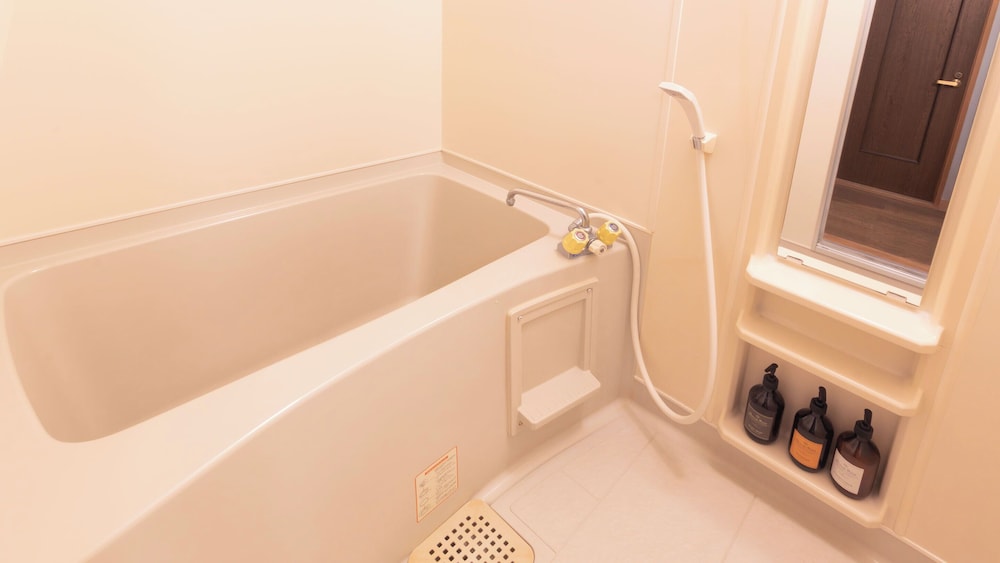 [禁煙] スーペリア露天風呂付和室 内風呂あり バスルーム0 | 大江戸温泉物語Premium 志摩彩朝楽