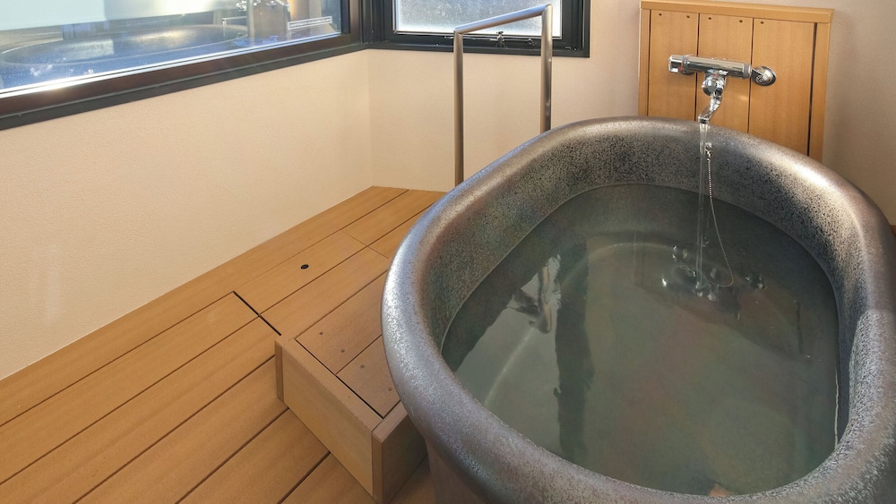 [禁煙] スーペリア露天風呂付和室 内風呂あり 客室4 | 大江戸温泉物語Premium 志摩彩朝楽