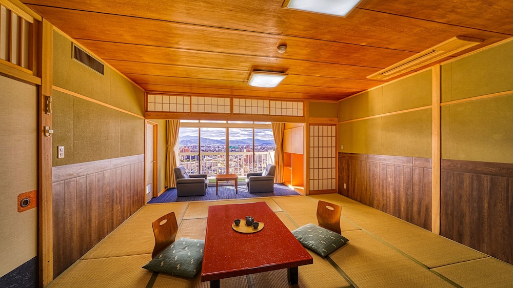 [禁煙] スタンダード和室 内風呂あり(シティ/ナイトビュー) | 大江戸温泉物語 道後