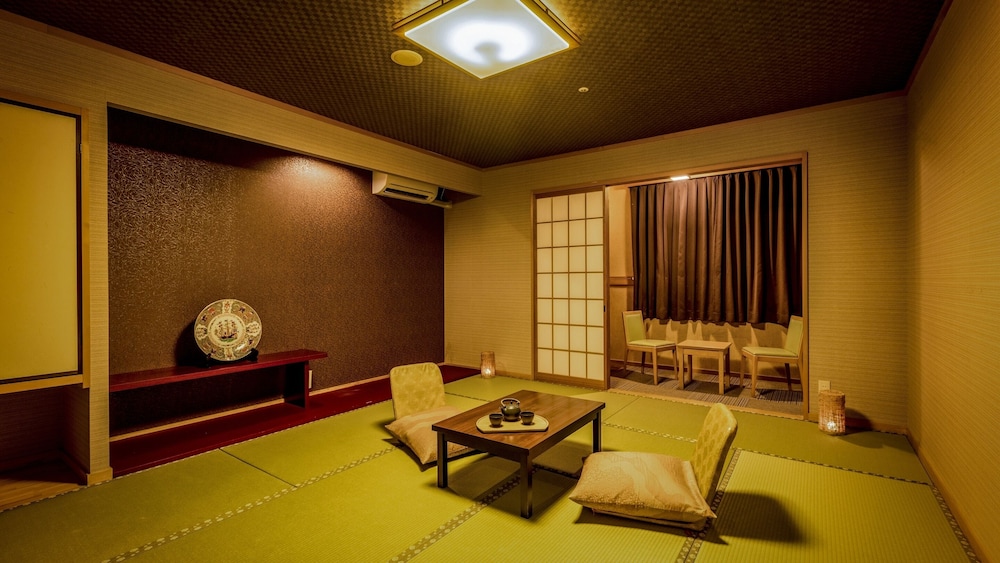 [禁煙] スタンダード和室 内風呂なし(プールサイド) | 大江戸温泉物語 三好屋