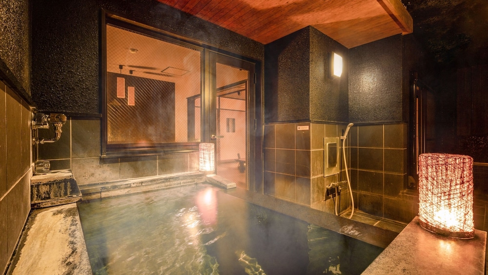 [禁煙] スーペリア露天風呂付和室 客室1 | 大江戸温泉物語 三好屋