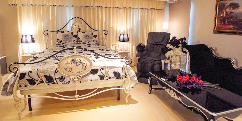 スタンダード ダブルルーム 客室41 | V HOTEL - 大人限定