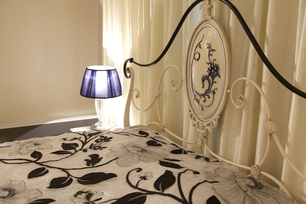 スタンダード ダブルルーム 客室18 | V HOTEL - 大人限定