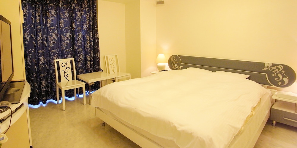 スタンダード ダブルルーム 客室27 | V HOTEL - 大人限定