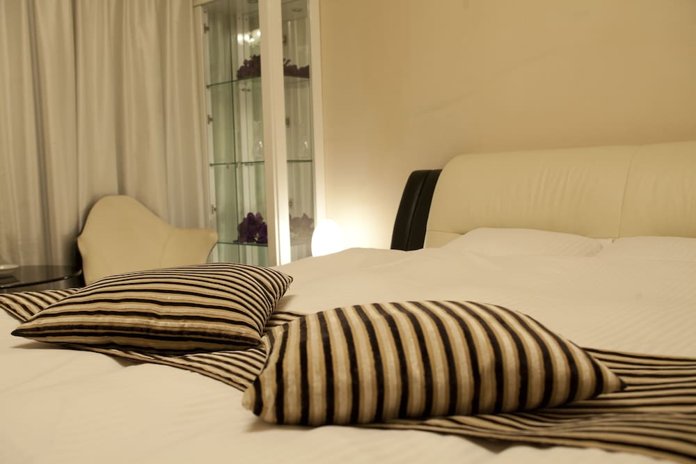 スタンダード ダブルルーム 客室4 | V HOTEL - 大人限定