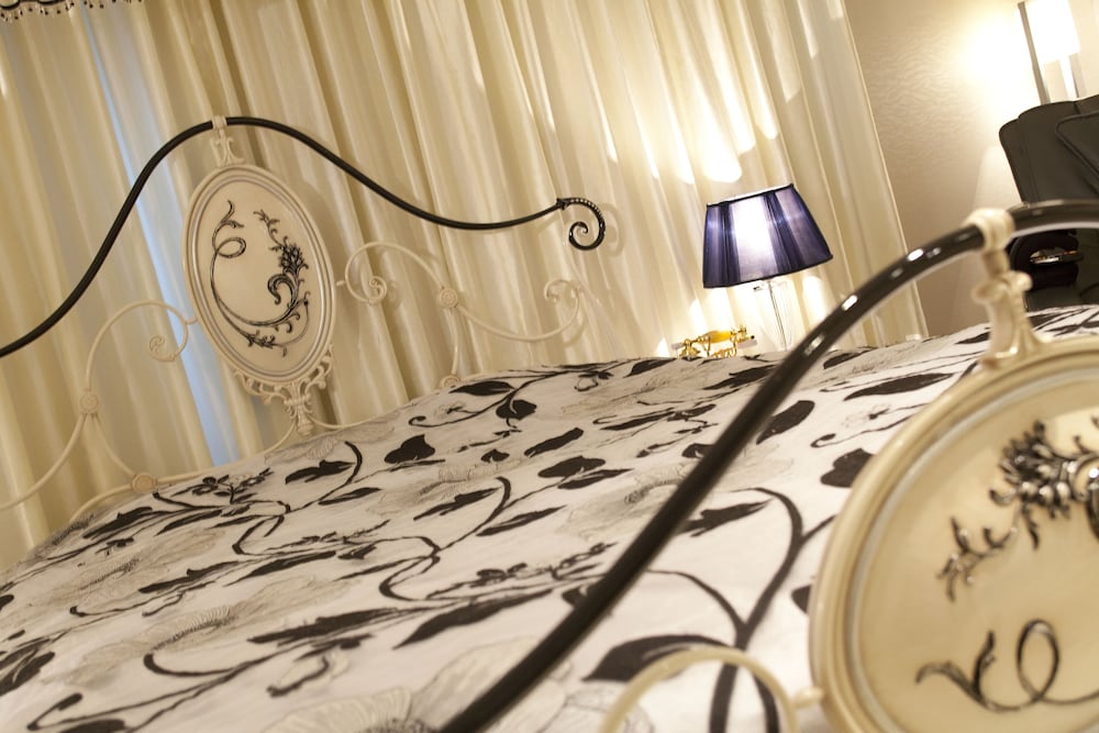 スタンダード ダブルルーム 客室20 | V HOTEL - 大人限定