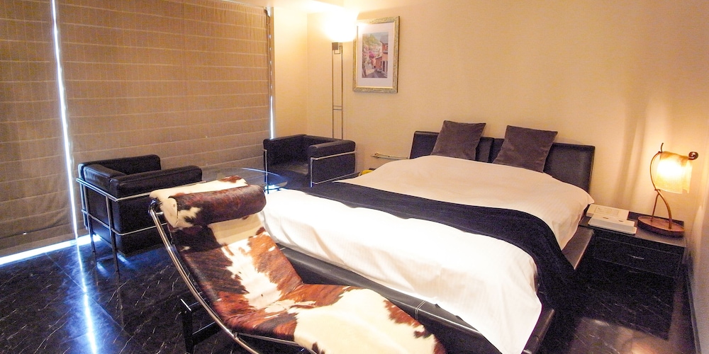 スタンダード ダブルルーム 客室35 | V HOTEL - 大人限定