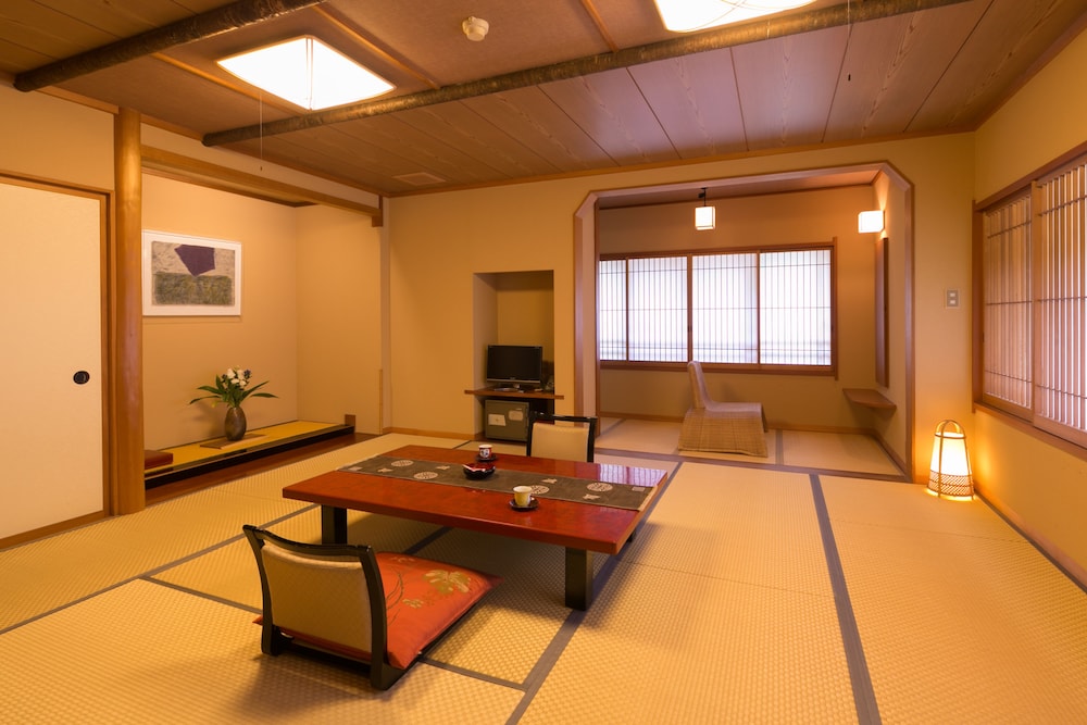 12.5畳和室客室露天風呂付き 川側 客室3 | Shima-Onsen Toshimaya