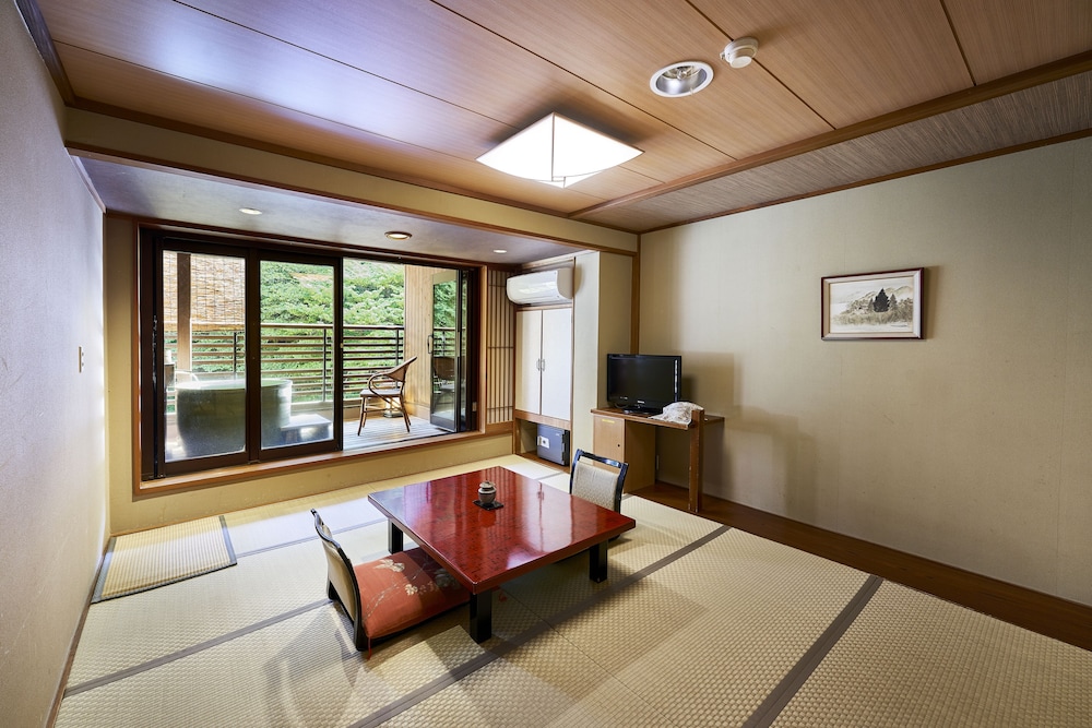 1Fプチ露天風呂付客室 客室4 | Shima-Onsen Toshimaya