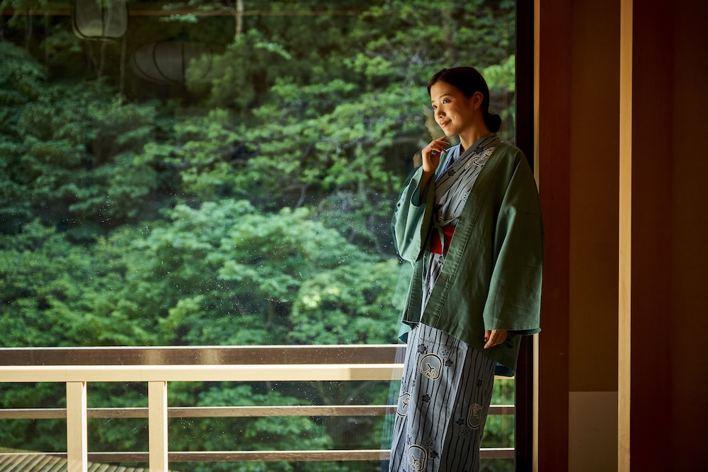 和室10畳、ベットルーム、専用露天風呂付客室 客室3 | Shima-Onsen Toshimaya