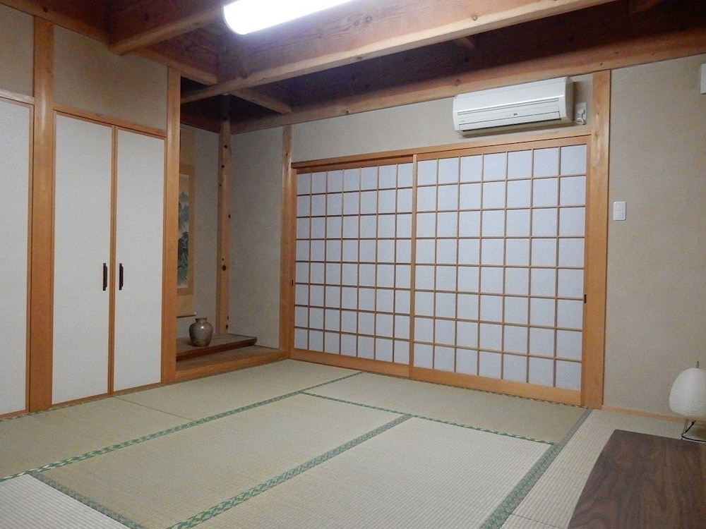客室1 | 宿屋 三坊