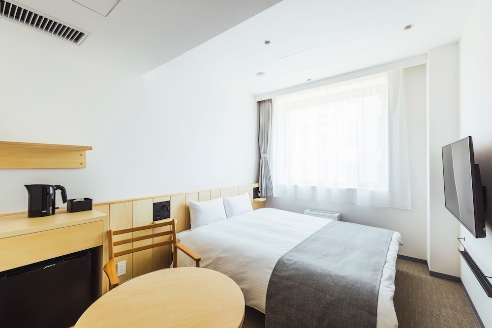 スーペリア ダブルルーム クイーンベッド 1 台 禁煙 専用バスルーム | HOTEL NUPKA (ホテルヌプカ)