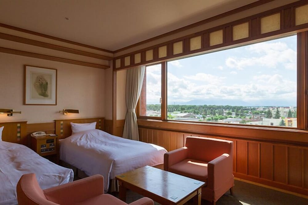 スーペリア ツインルーム 禁煙(3名の場合はエキストラベッド追加) | 森のスパリゾート 北海道ホテル