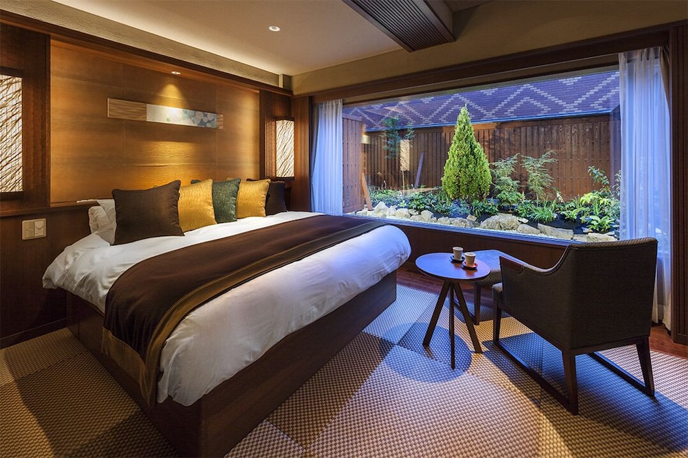 モダンダブルルーム 庭園付 禁煙 | 森のスパリゾート 北海道ホテル