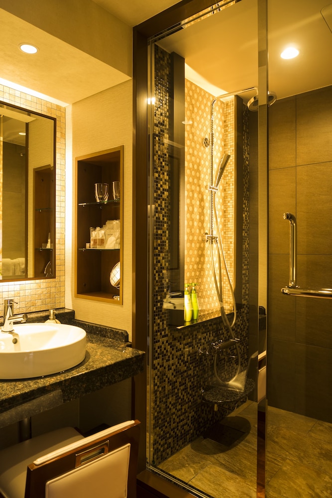 モダンダブルルーム (庭園なし) 禁煙 客室3 | 森のスパリゾート 北海道ホテル