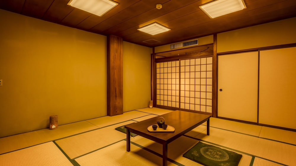 [禁煙] スタンダード和室13畳 内風呂あり | 大江戸温泉物語 かいけ