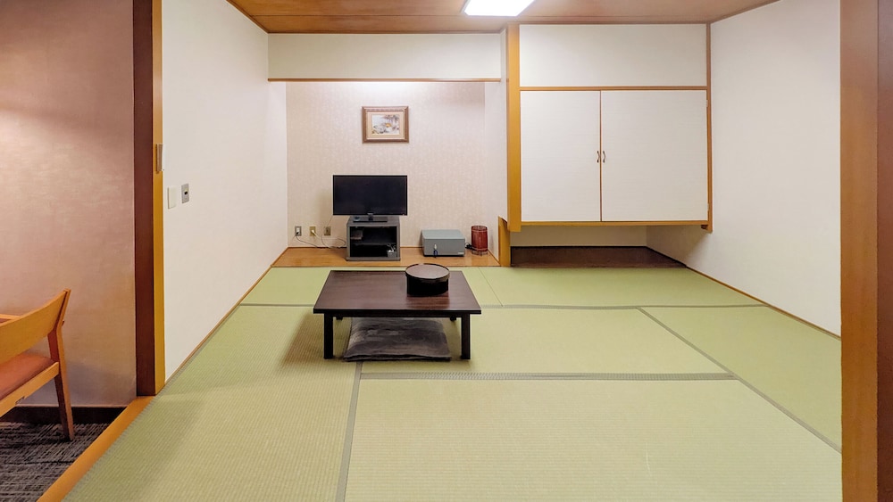 [禁煙] スタンダード和洋室ツイン 内風呂あり(眺望なし) 客室1 | 大江戸温泉物語 かいけ