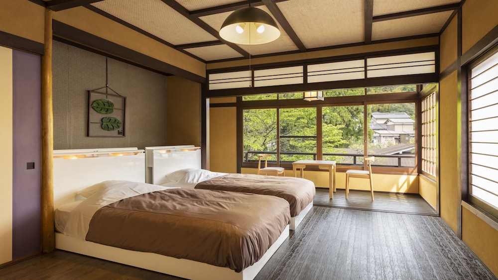 [禁煙] スーペリアツイン 内風呂あり(木造棟・ガーデンビュー) | 大江戸温泉物語Premium 斉木別館