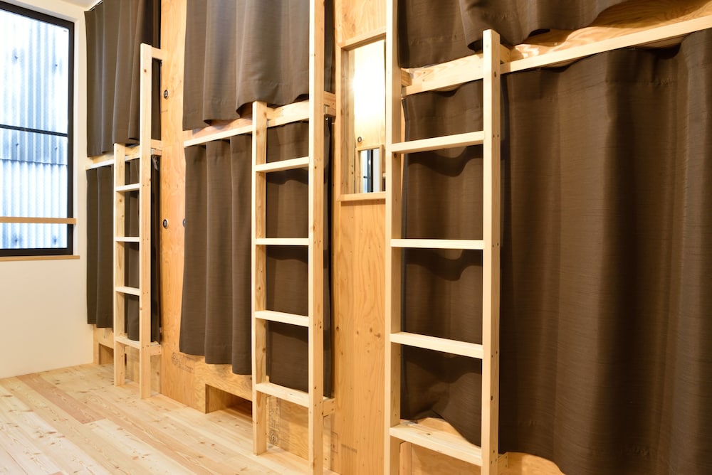 12ベッド　男女混合ドミトリー ２名予約 | ホステルみつわ屋大阪