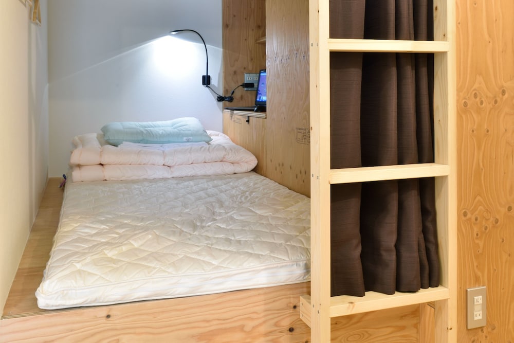 12ベッド　男女混合ドミトリー ２名予約 客室2 | ホステルみつわ屋大阪