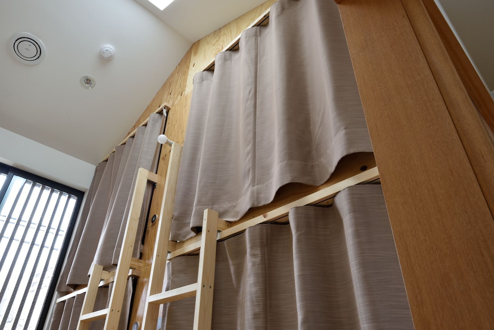 6ベッド 男女混合ドミトリー ２名予約 | ホステルみつわ屋大阪