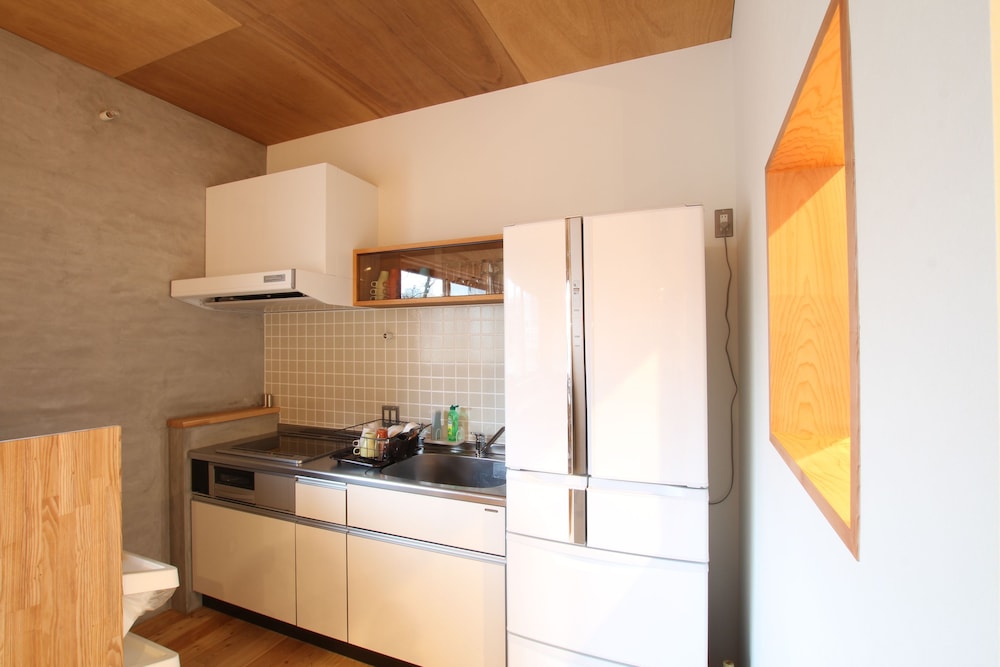 12ベッド　男女混合ドミトリー ２名予約 共用キッチン0 | ホステルみつわ屋大阪