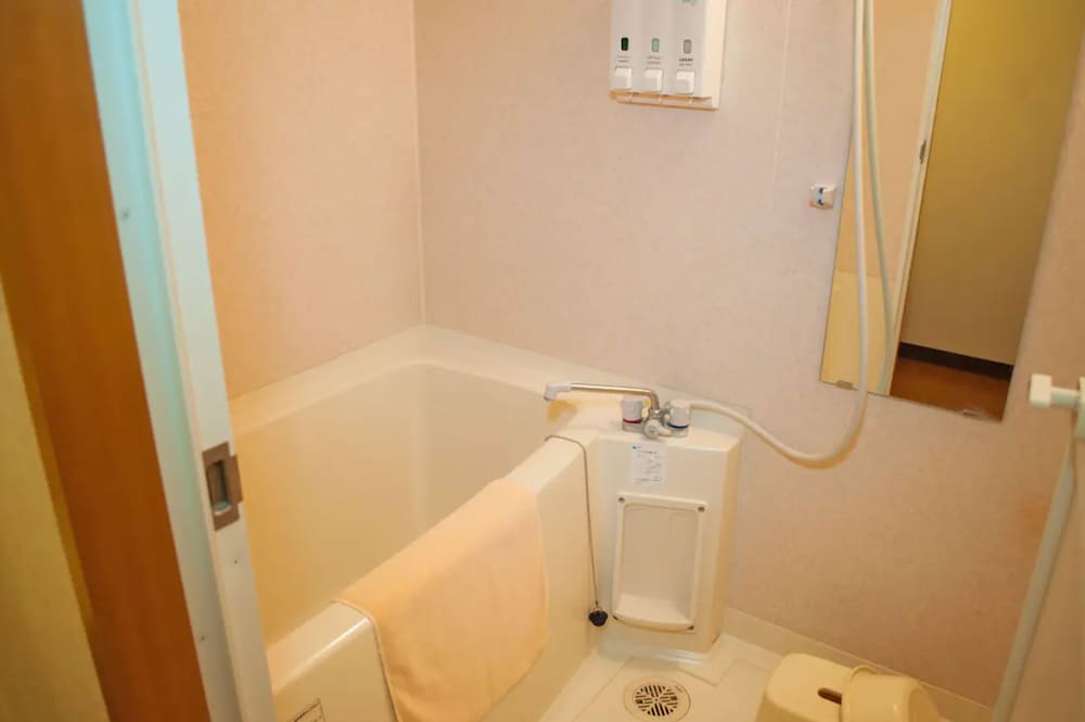 和室 10畳 山の景色 素泊まり 禁煙 バスルーム0 | 奥飛騨ガーデンホテル焼岳